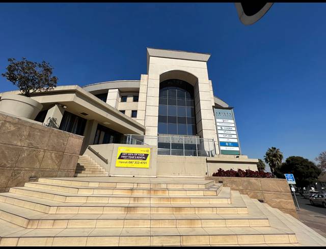 1,291M² OFFICE TO LET IN ROSEBANK
